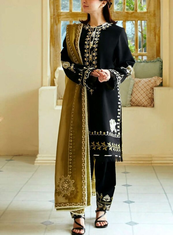 Embroidered Lawn Dress  Organza Dupatta